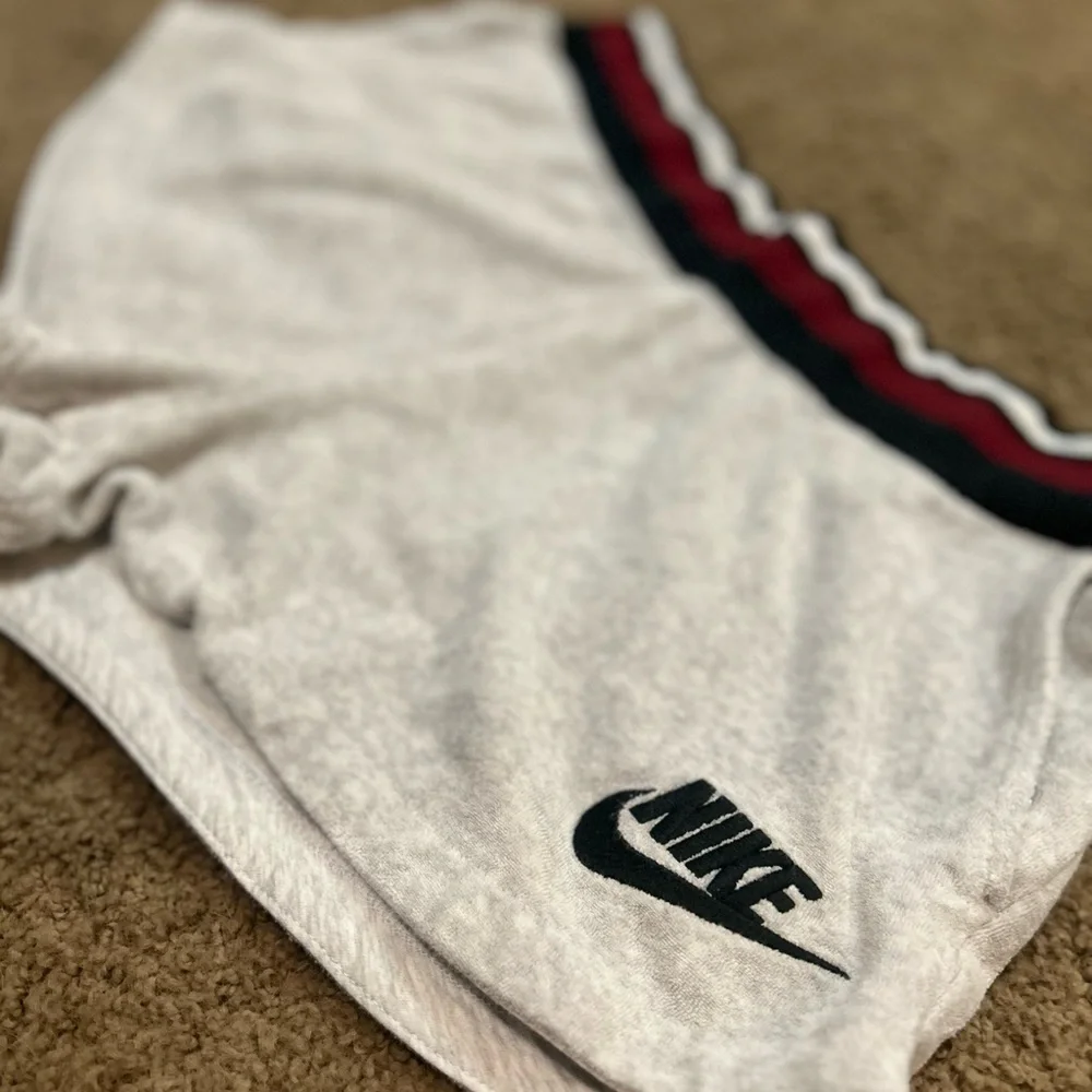 Nike Terrycloth Shorts Gray Black Red Side Stripe Women’s Size Medium